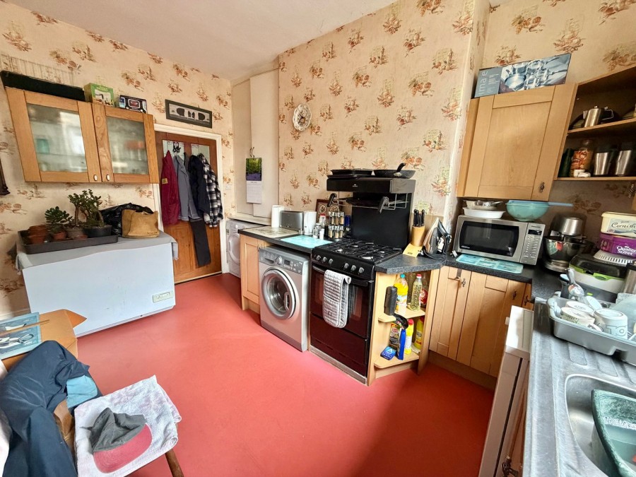 Images for Bradford Road, Keighley, West Yorkshire EAID:3030449609 BID:4216801