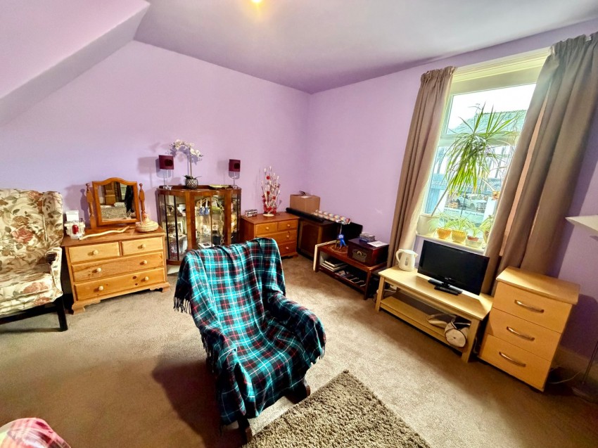 Images for Bradford Road, Keighley, West Yorkshire EAID:3030449609 BID:4216801