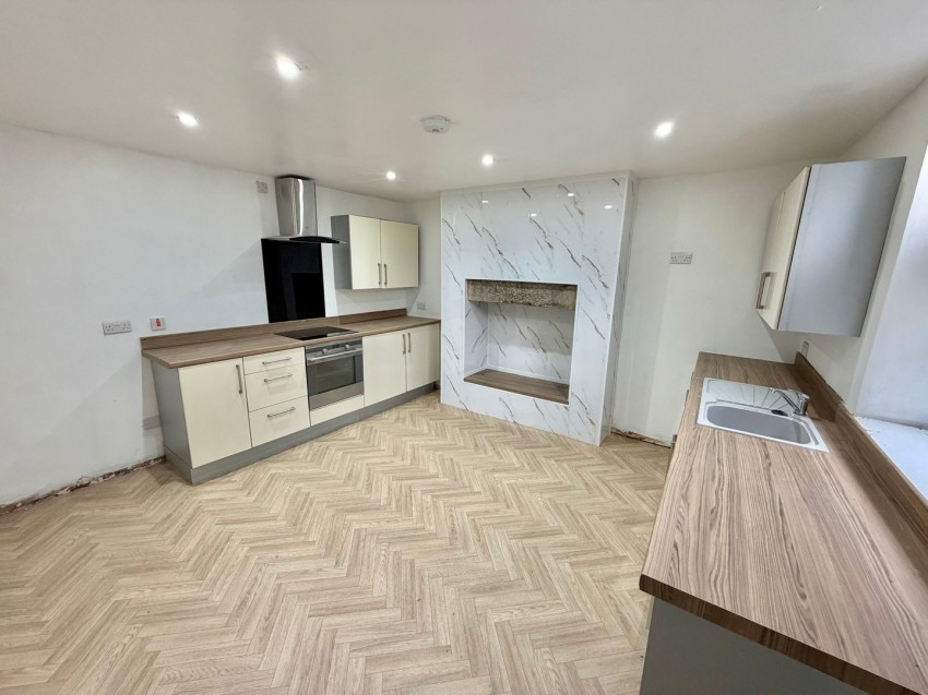 Images for Malsis Crescent, Keighley, West Yorkshire EAID:3030449609 BID:4216801