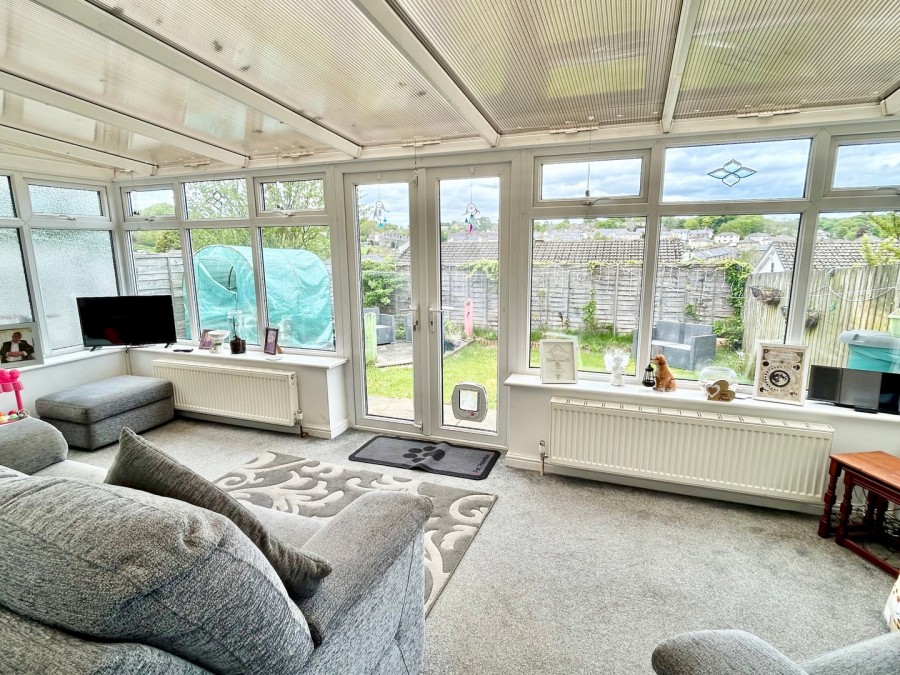 Images for Oakworth, Keighley, West Yorkshire EAID:3030449609 BID:4216801