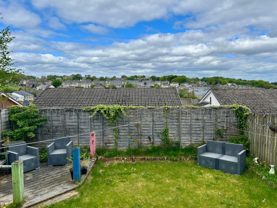 Images for Oakworth, Keighley, West Yorkshire EAID:3030449609 BID:4216801