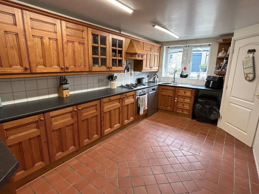 Images for Oakworth, Keighley, West Yorkshire EAID:3030449609 BID:4216801