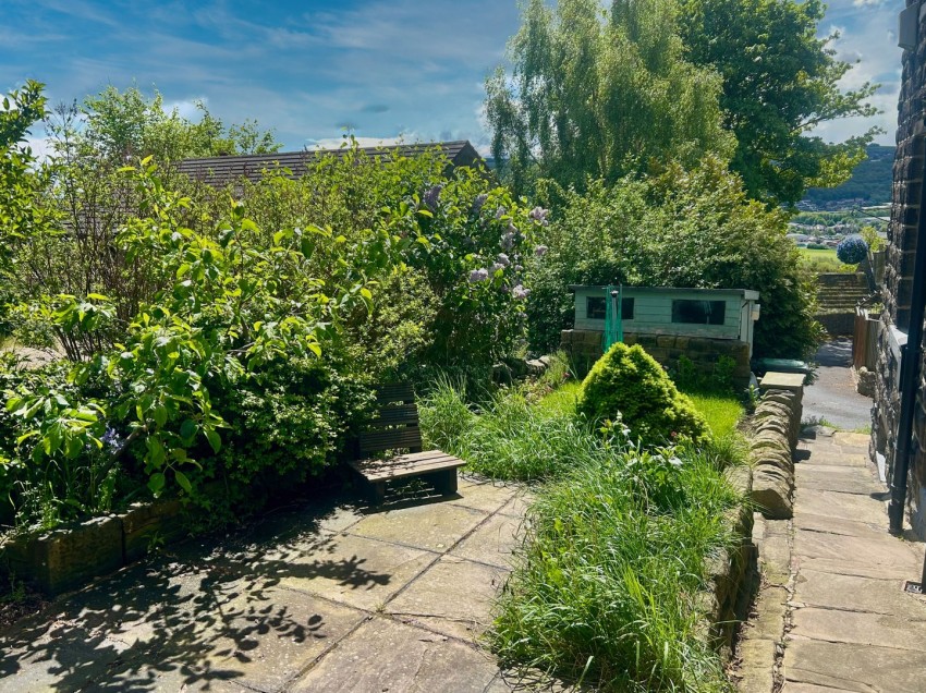 Images for Riddlesden, Keighley, West Yorkshire EAID:3030449609 BID:4216801