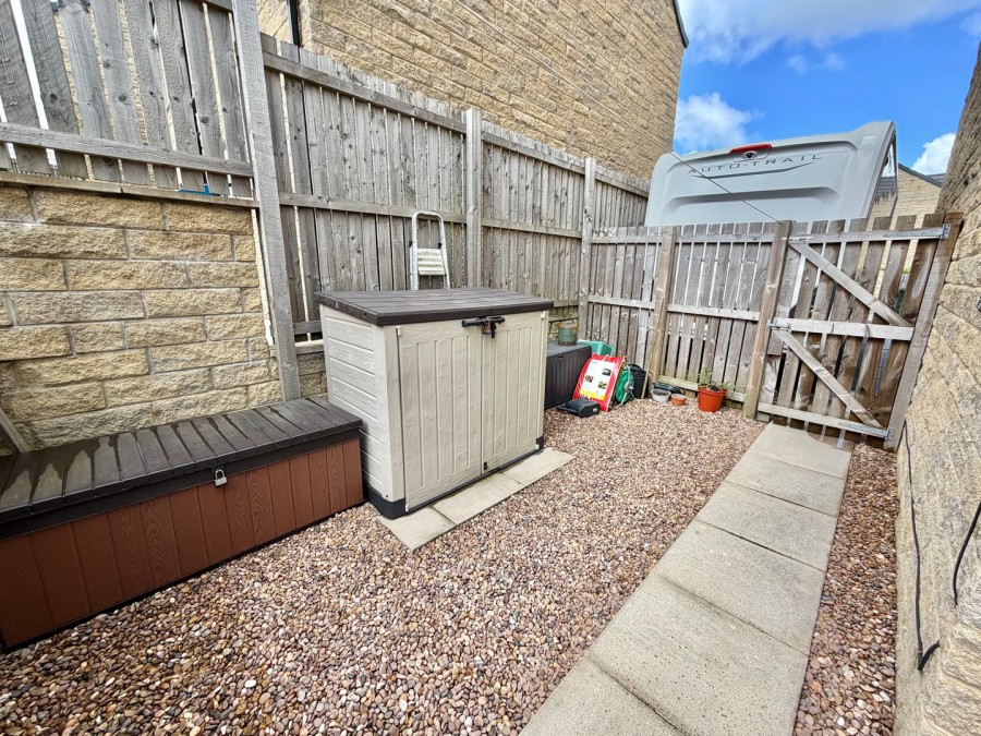 Images for Oakworth, Keighley, West Yorkshire EAID:3030449609 BID:4216801