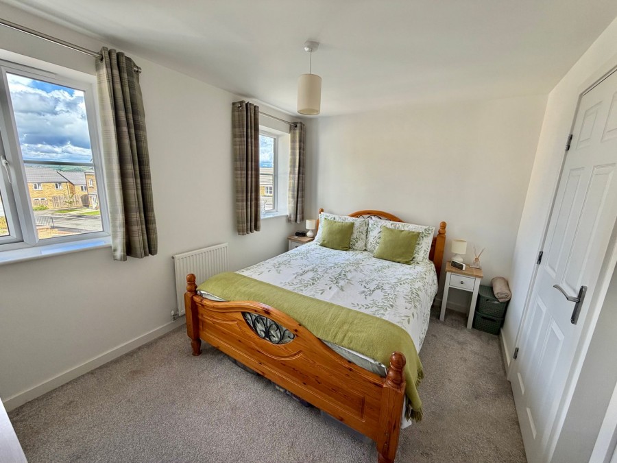 Images for Oakworth, Keighley, West Yorkshire EAID:3030449609 BID:4216801