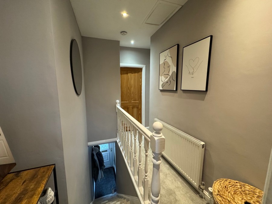 Images for Oakworth, Keighley, West Yorkshire EAID:3030449609 BID:4216801
