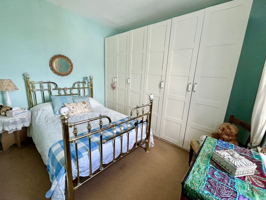 Images for Thwaites Brow, Keighley, West Yorkshire EAID:3030449609 BID:4216801