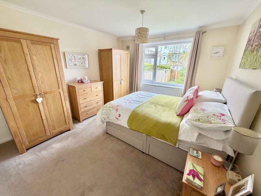 Images for Oakworth, Keighley, West Yorkshire EAID:3030449609 BID:4216801