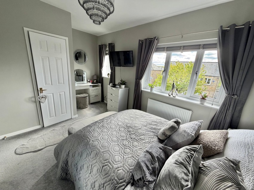 Images for Oakworth, Keighley, West Yorkshire EAID:3030449609 BID:4216801