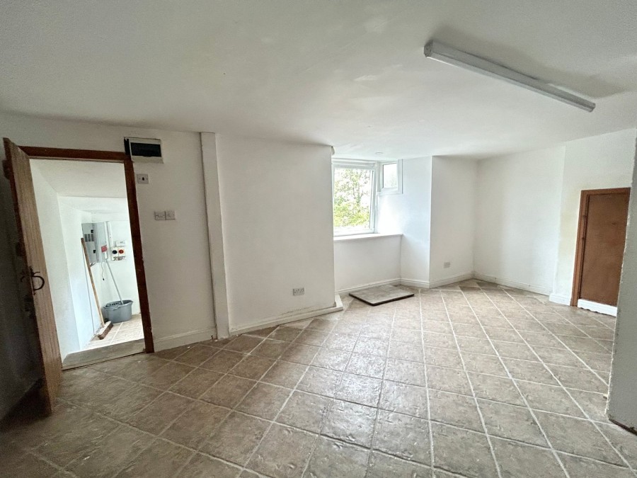 Images for Riddlesden, Keighley, West Yorkshire EAID:3030449609 BID:4216801