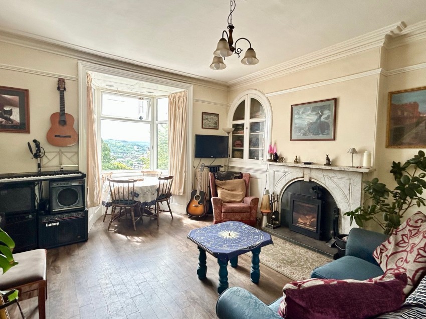 Images for Riddlesden, Keighley, West Yorkshire EAID:3030449609 BID:4216801