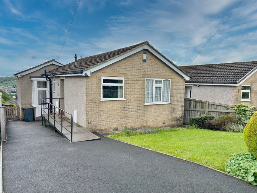 Images for Oakworth, Keighley, West Yorkshire EAID:3030449609 BID:4216801