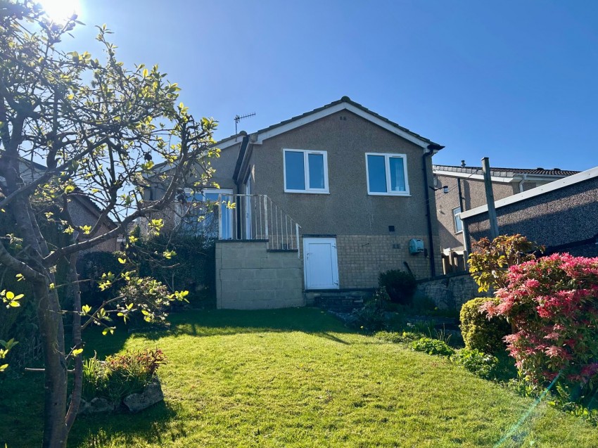 Images for Oakworth, Keighley, West Yorkshire EAID:3030449609 BID:4216801
