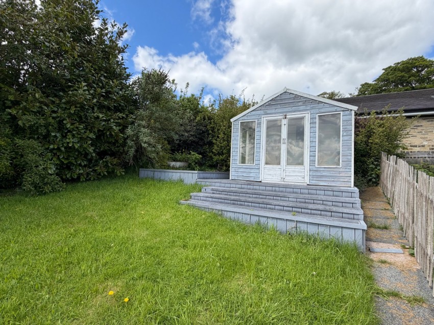 Images for Oakworth, Keighley, West Yorkshire EAID:3030449609 BID:4216801