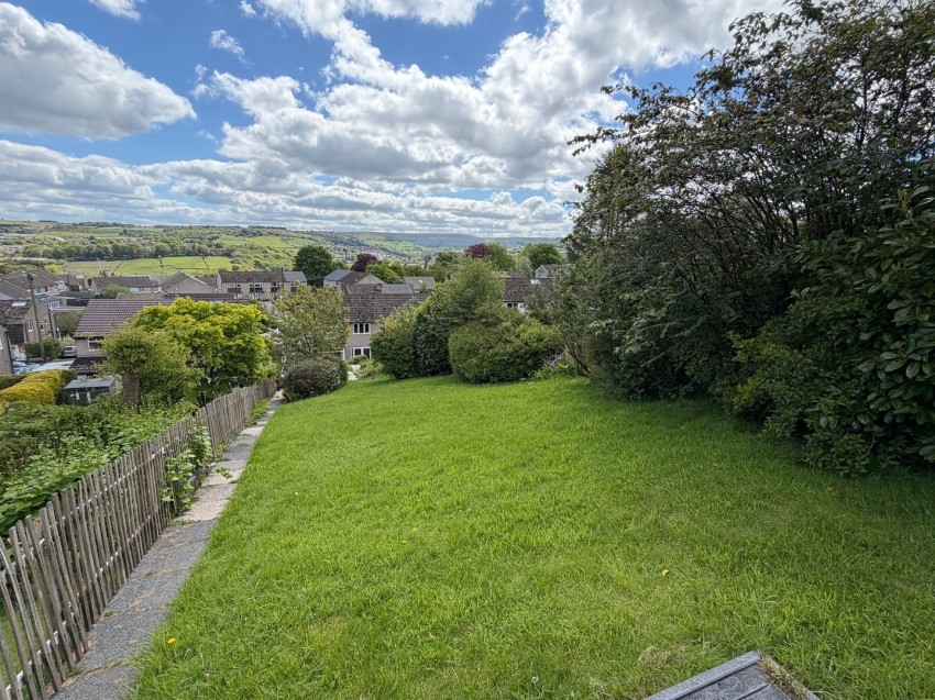 Images for Oakworth, Keighley, West Yorkshire EAID:3030449609 BID:4216801