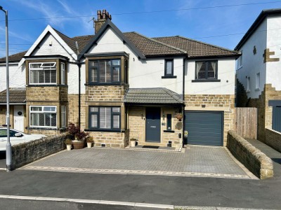 Cross Roads, Keighley, West Yorkshire - EAID:3030449609, BID:4216801
