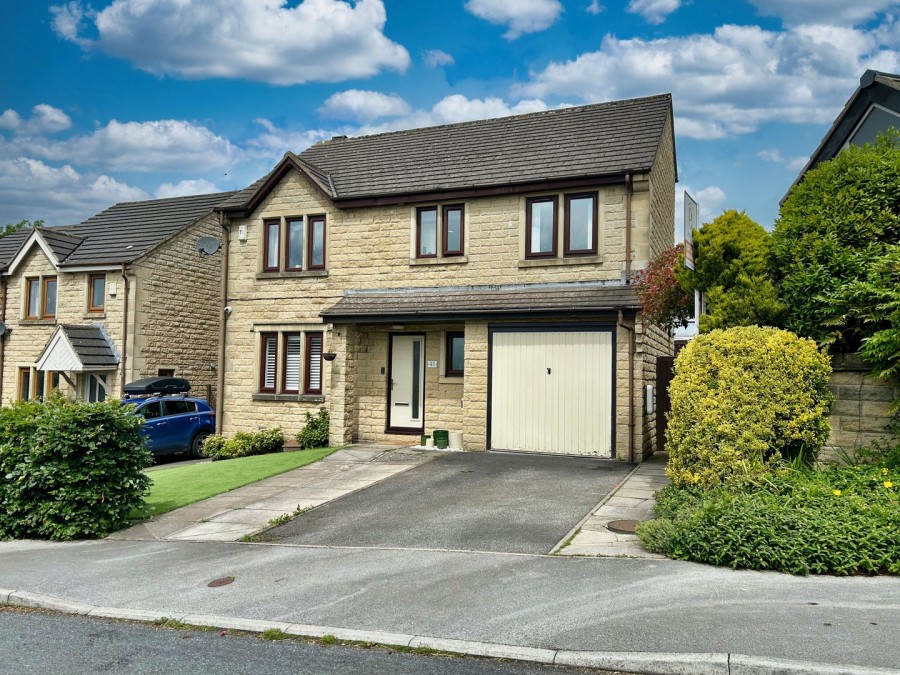Images for Oakworth, Keighley, West Yorkshire EAID:3030449609 BID:4216801
