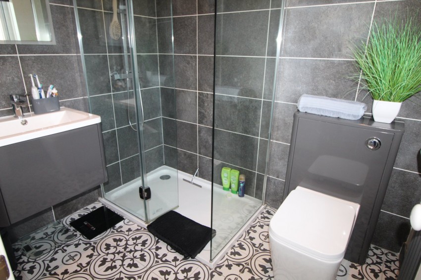 Images for Oakworth, Keighley, West Yorkshire EAID:3030449609 BID:4216801