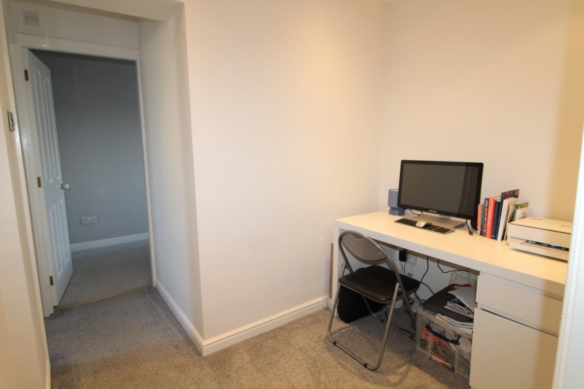 Images for Oakworth, Keighley, West Yorkshire EAID:3030449609 BID:4216801