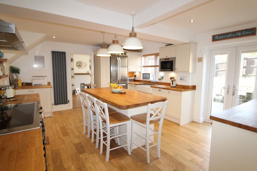 Images for Oakworth, Keighley, West Yorkshire EAID:3030449609 BID:4216801