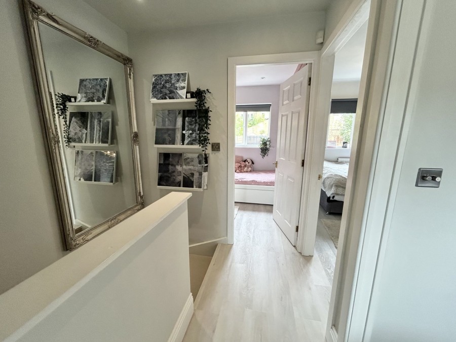 Images for East Morton, Keighley, West Yorkshire EAID:3030449609 BID:4216801