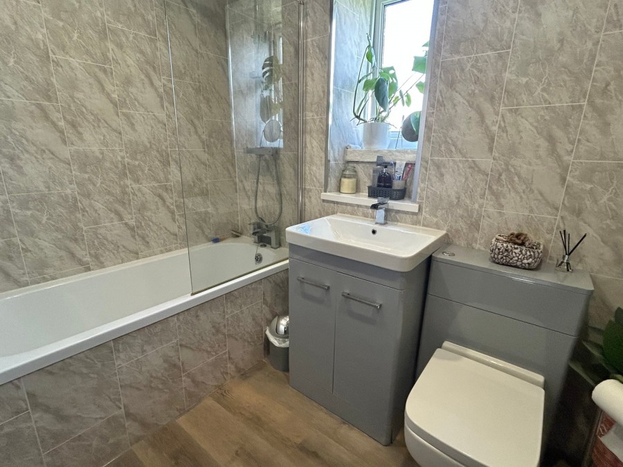 Images for Haworth, Keighley, West Yorkshire EAID:3030449609 BID:4216801