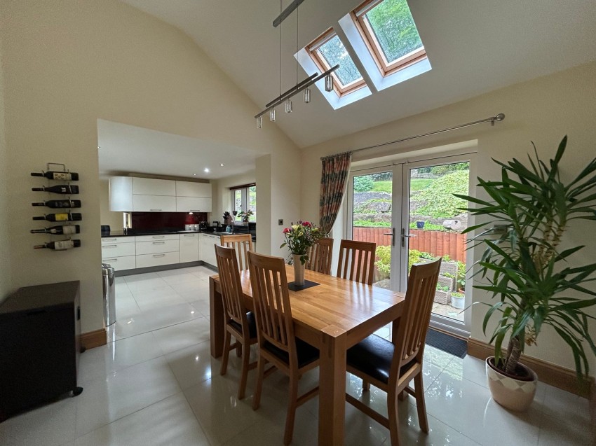 Images for Oakworth, Keighley, West Yorkshire EAID:3030449609 BID:4216801