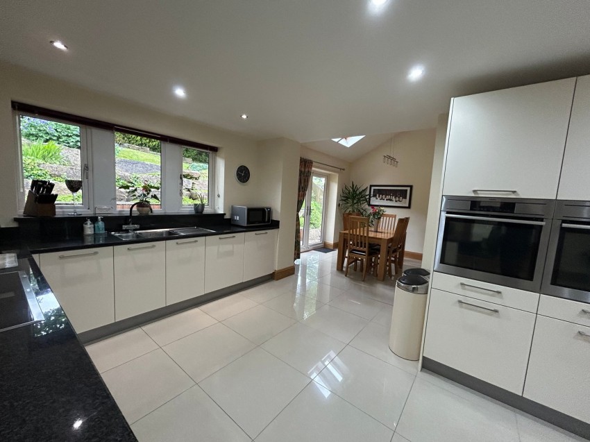 Images for Oakworth, Keighley, West Yorkshire EAID:3030449609 BID:4216801