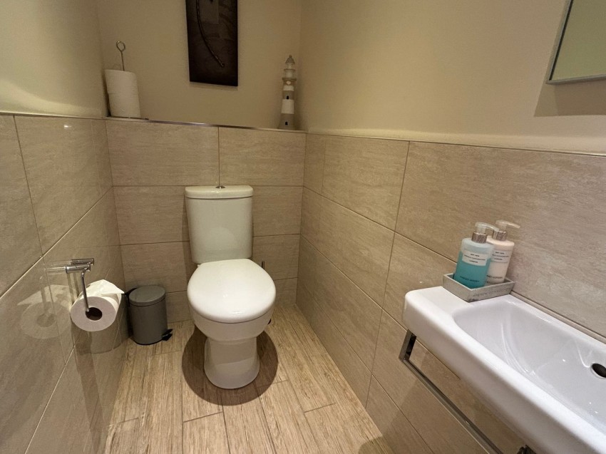 Images for Oakworth, Keighley, West Yorkshire EAID:3030449609 BID:4216801