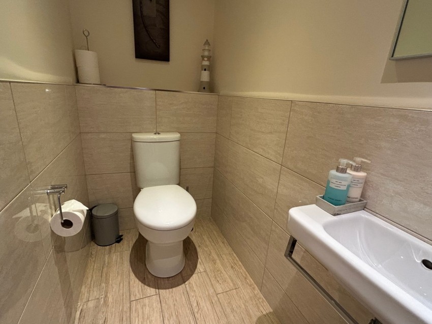 Images for Oakworth, Keighley, West Yorkshire EAID:3030449609 BID:4216801