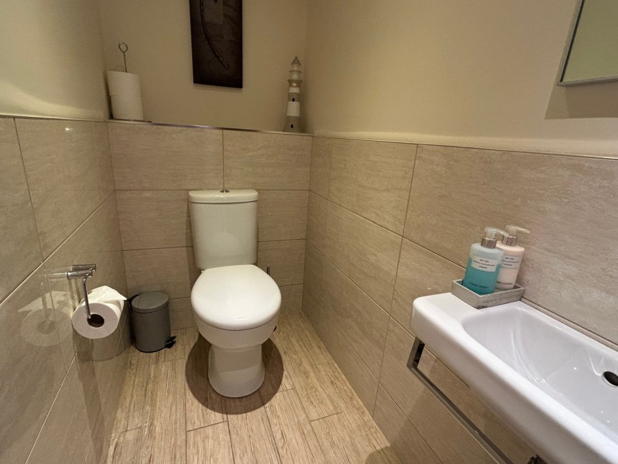 Images for Oakworth, Keighley, West Yorkshire EAID:3030449609 BID:4216801
