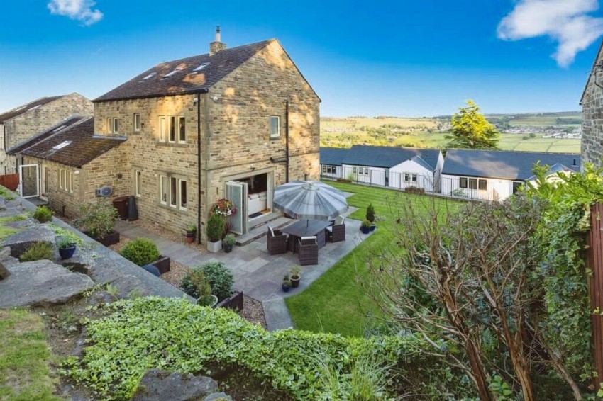 Images for Oakworth, Keighley, West Yorkshire EAID:3030449609 BID:4216801