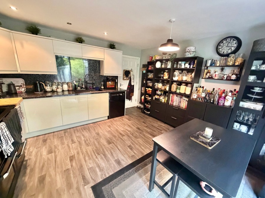 Images for Pepper Hill Lea, Keighley, West Yorkshire EAID:3030449609 BID:4216801