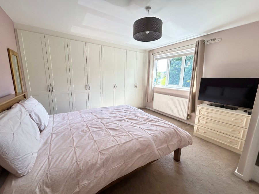 Images for Oakworth, Keighley, West Yorkshire EAID:3030449609 BID:4216801