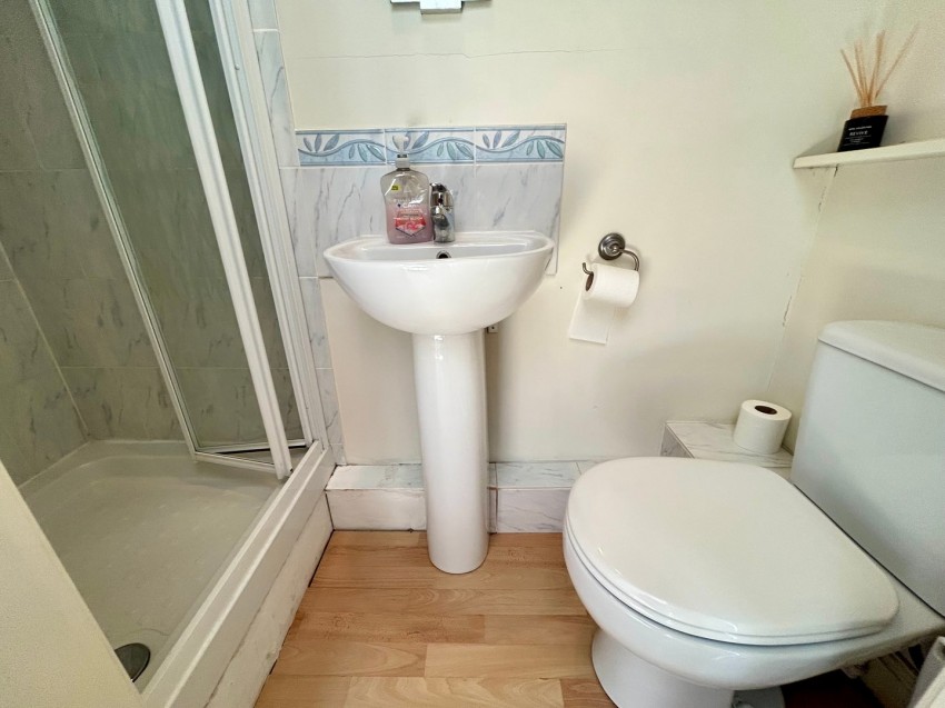 Images for Oakworth, Keighley, West Yorkshire EAID:3030449609 BID:4216801