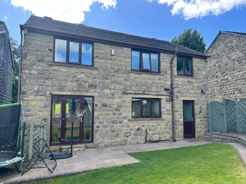 Images for Oakworth, Keighley, West Yorkshire EAID:3030449609 BID:4216801