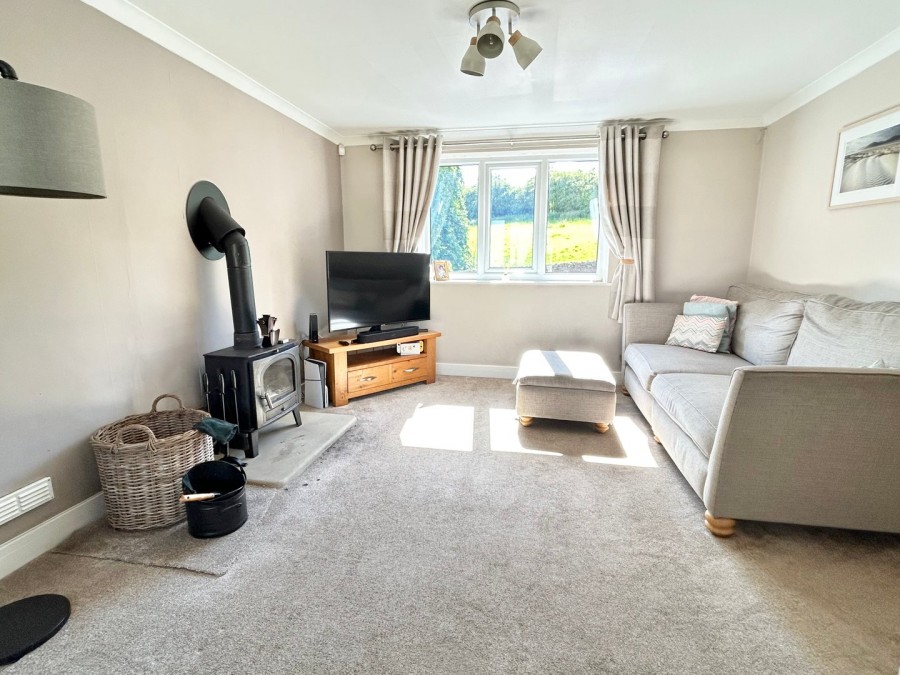 Images for Oakworth, Keighley, West Yorkshire EAID:3030449609 BID:4216801