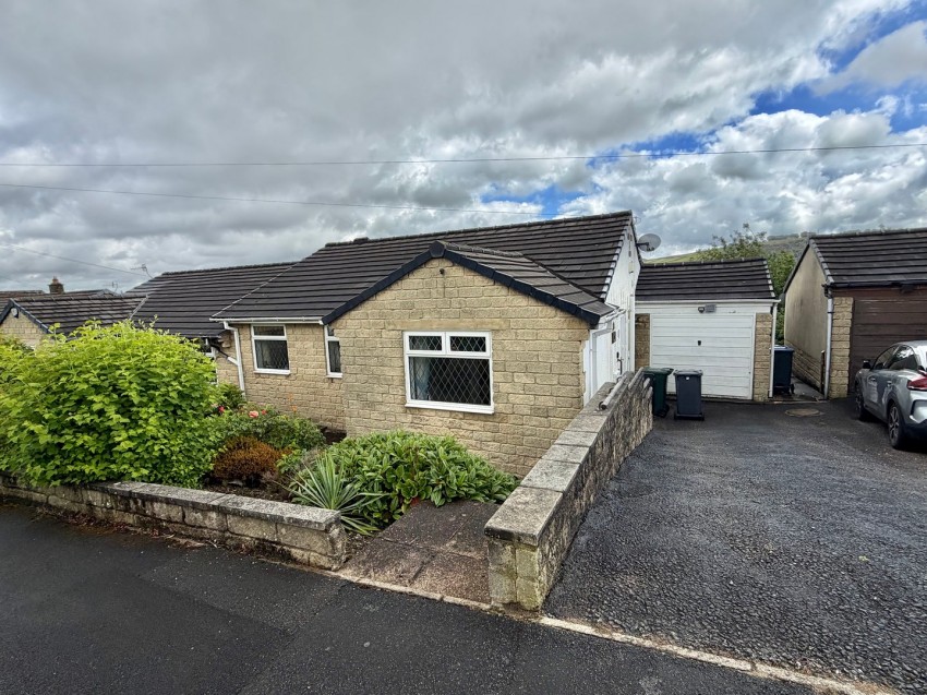 Images for Oakworth, Keighley, West Yorkshire EAID:3030449609 BID:4216801