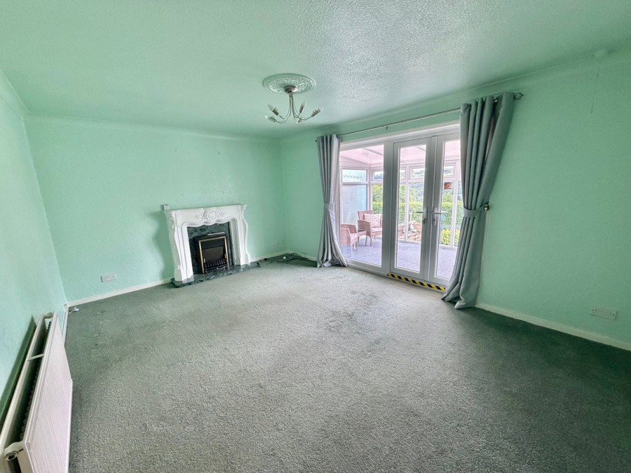 Images for Oakworth, Keighley, West Yorkshire EAID:3030449609 BID:4216801