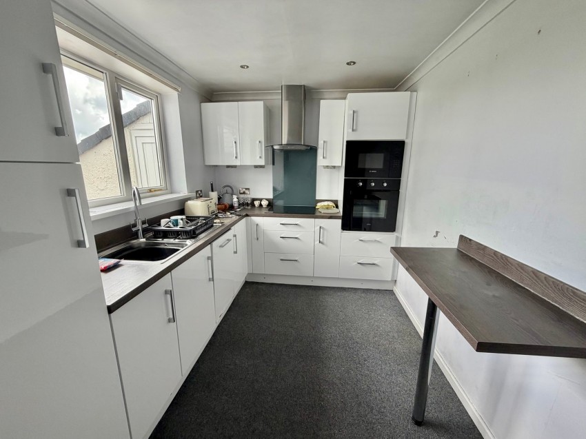 Images for Oakworth, Keighley, West Yorkshire EAID:3030449609 BID:4216801