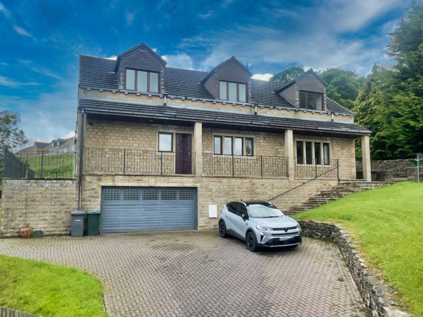Images for Oakworth, Keighley, West Yorkshire EAID:3030449609 BID:4216801