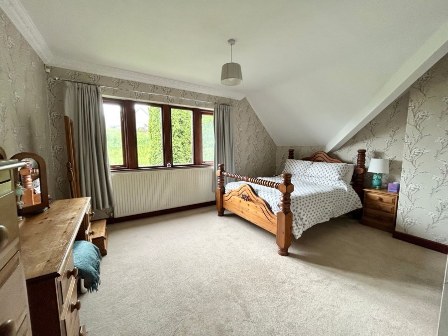 Images for Oakworth, Keighley, West Yorkshire EAID:3030449609 BID:4216801