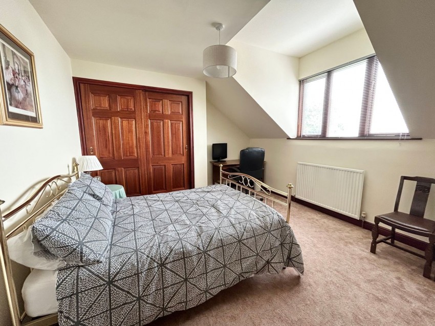 Images for Oakworth, Keighley, West Yorkshire EAID:3030449609 BID:4216801