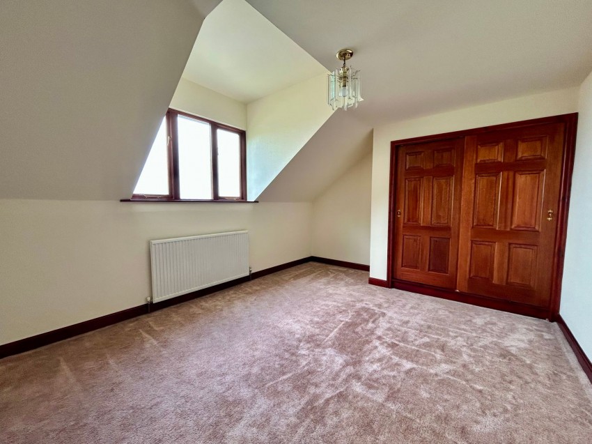 Images for Oakworth, Keighley, West Yorkshire EAID:3030449609 BID:4216801