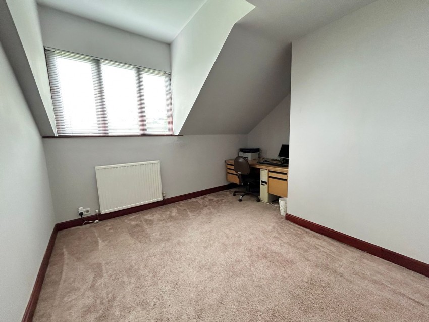 Images for Oakworth, Keighley, West Yorkshire EAID:3030449609 BID:4216801