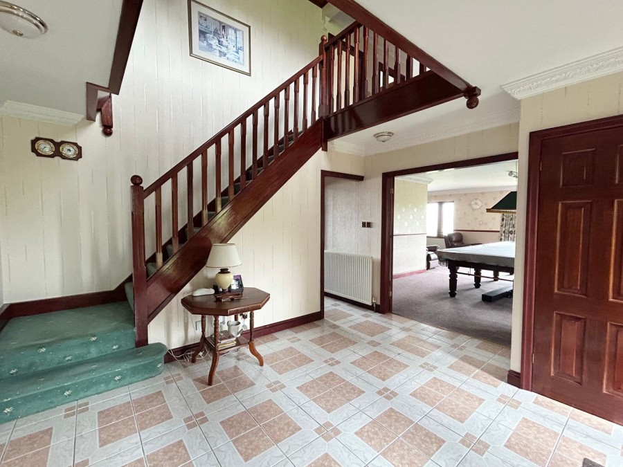 Images for Oakworth, Keighley, West Yorkshire EAID:3030449609 BID:4216801