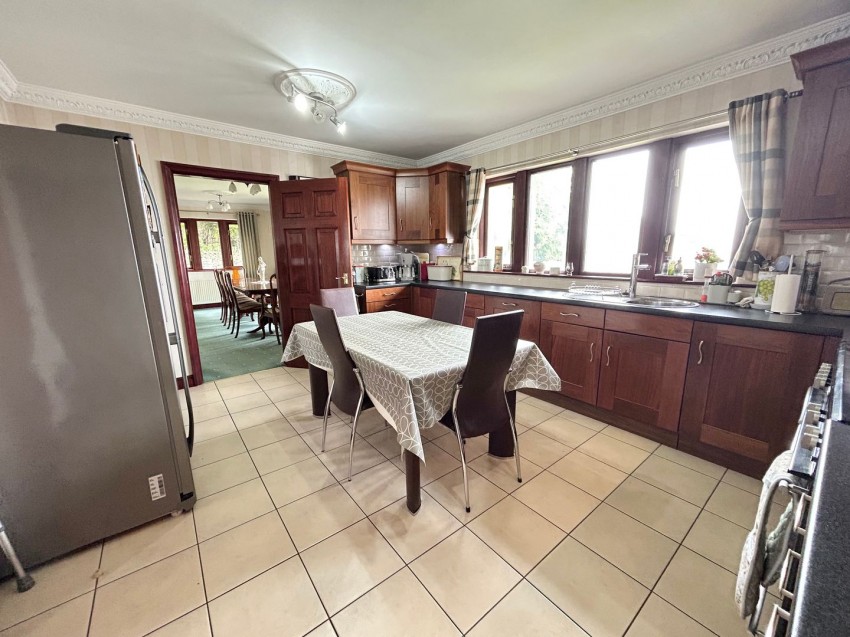 Images for Oakworth, Keighley, West Yorkshire EAID:3030449609 BID:4216801