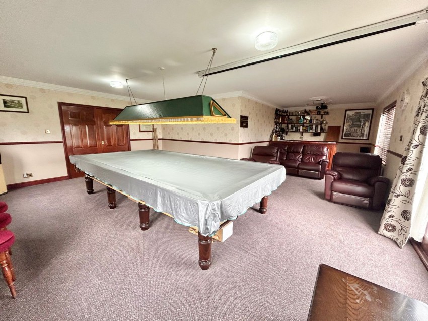 Images for Oakworth, Keighley, West Yorkshire EAID:3030449609 BID:4216801