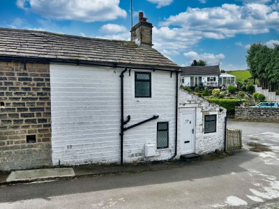 Oakworth, Keighley, West Yorkshire - EAID:3030449609, BID:4216801