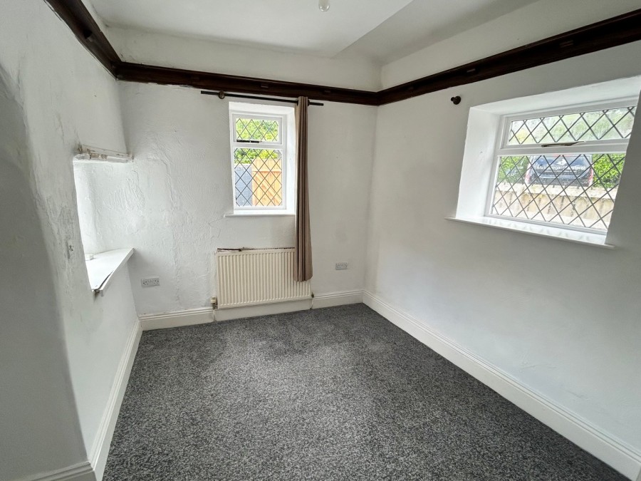 Images for Oakworth, Keighley, West Yorkshire EAID:3030449609 BID:4216801